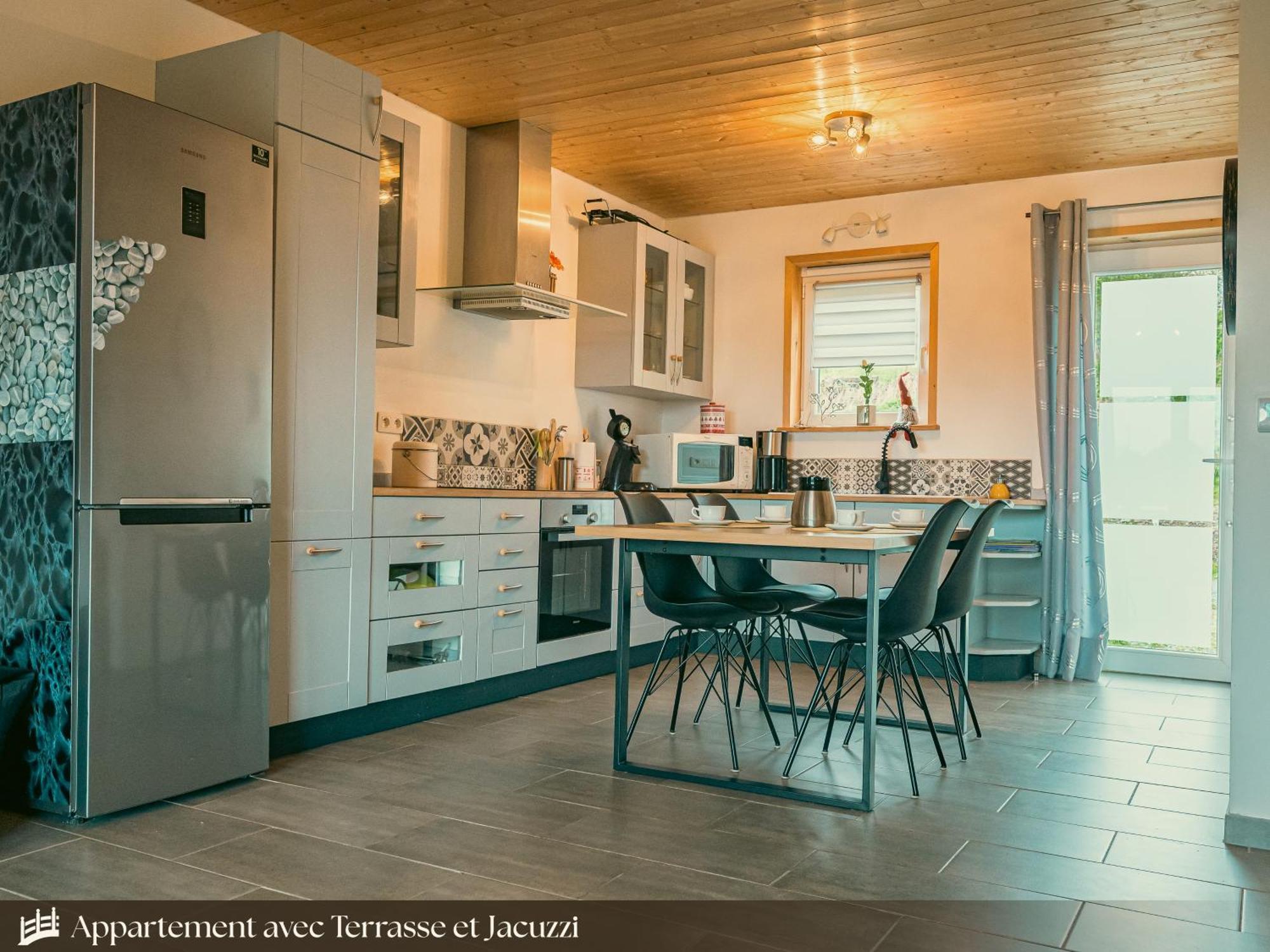 Les Appartements Du Pont Alsort Froid-Chapelle Esterno foto