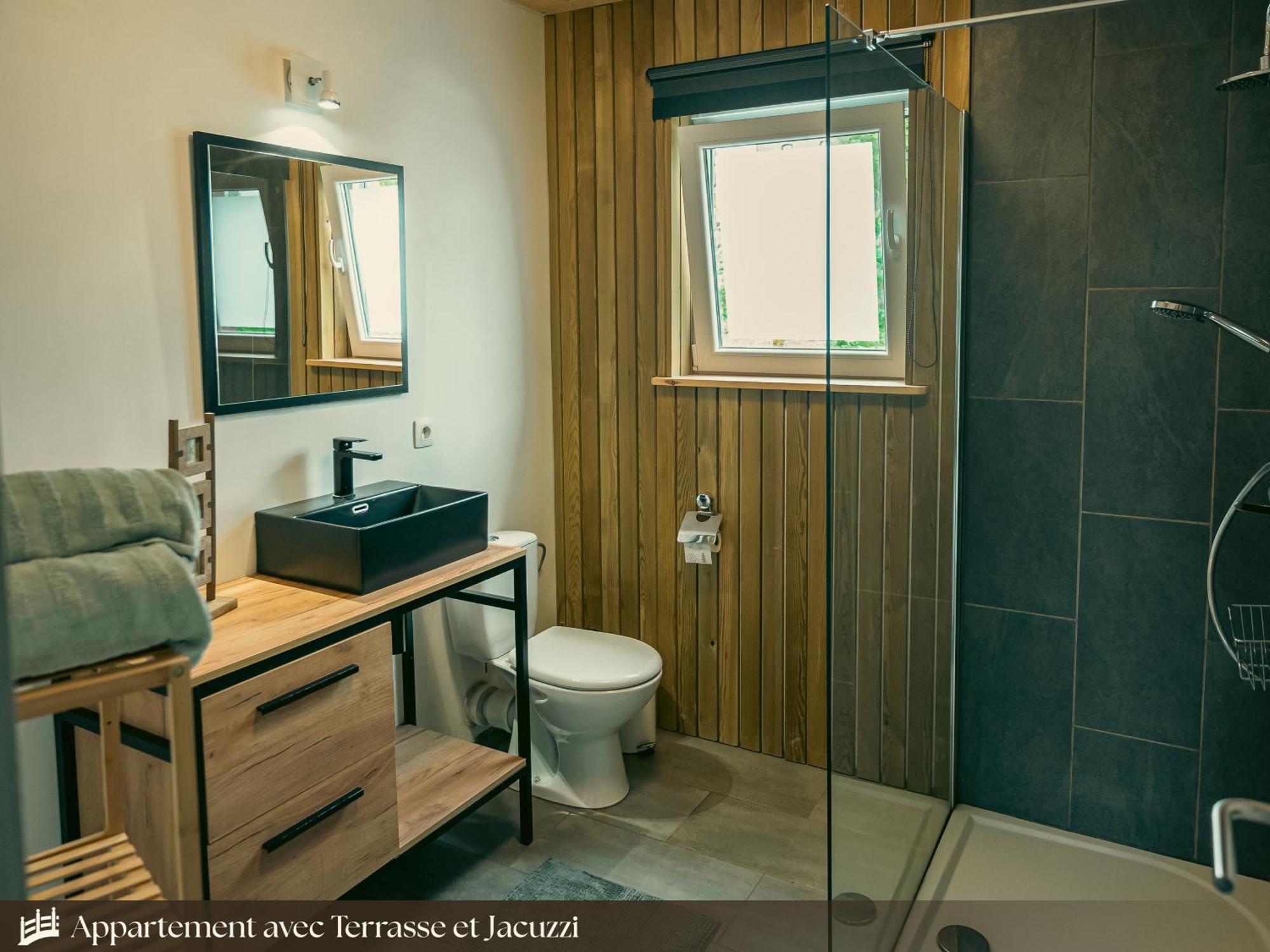 Les Appartements Du Pont Alsort Froid-Chapelle Esterno foto